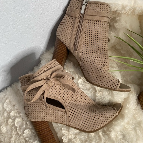 Francesca's Collections Shoes - Francescas open toe booties